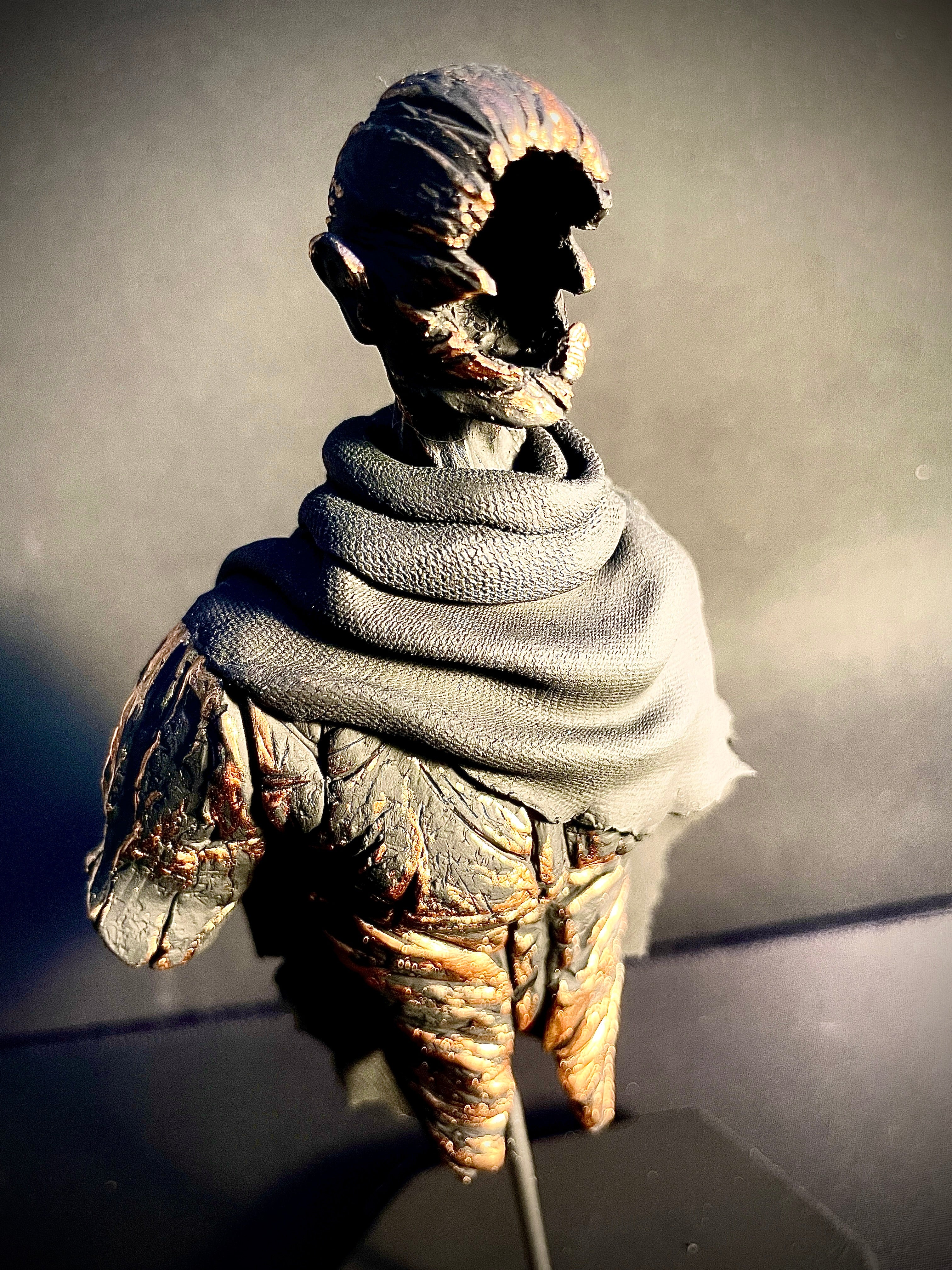 DEVIS POUR UNE FIGURINE SUR MESURE