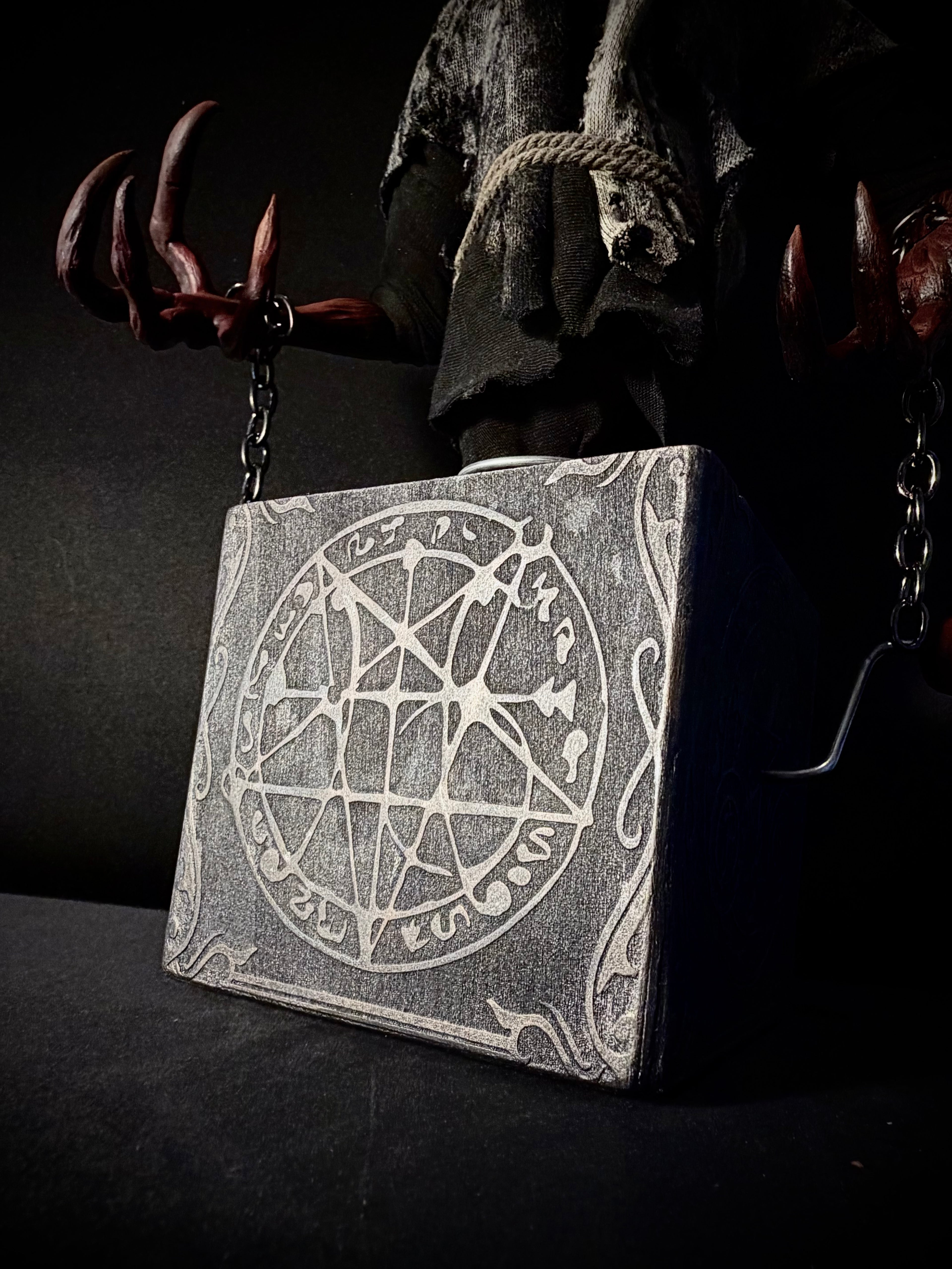 LE DIABLE À RESSORT